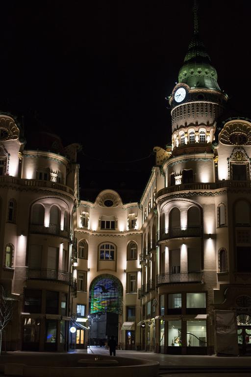 Downtown Studio Oradea Ngoại thất bức ảnh