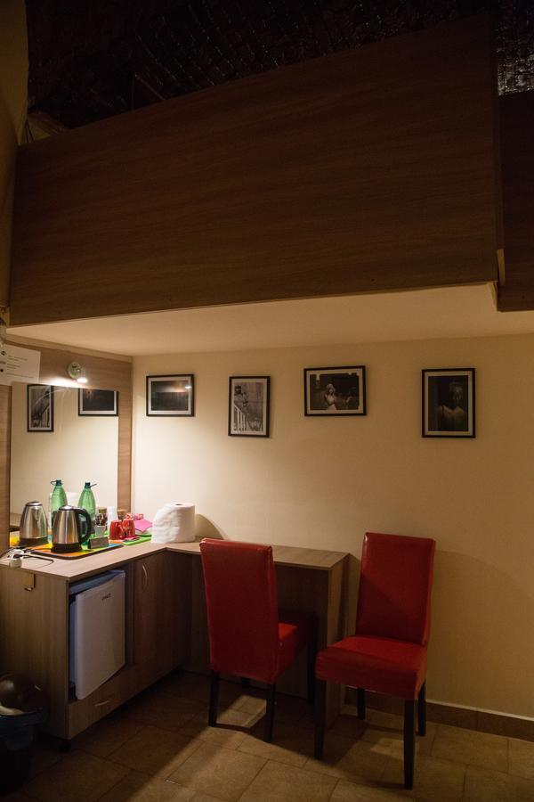 Downtown Studio Oradea Ngoại thất bức ảnh